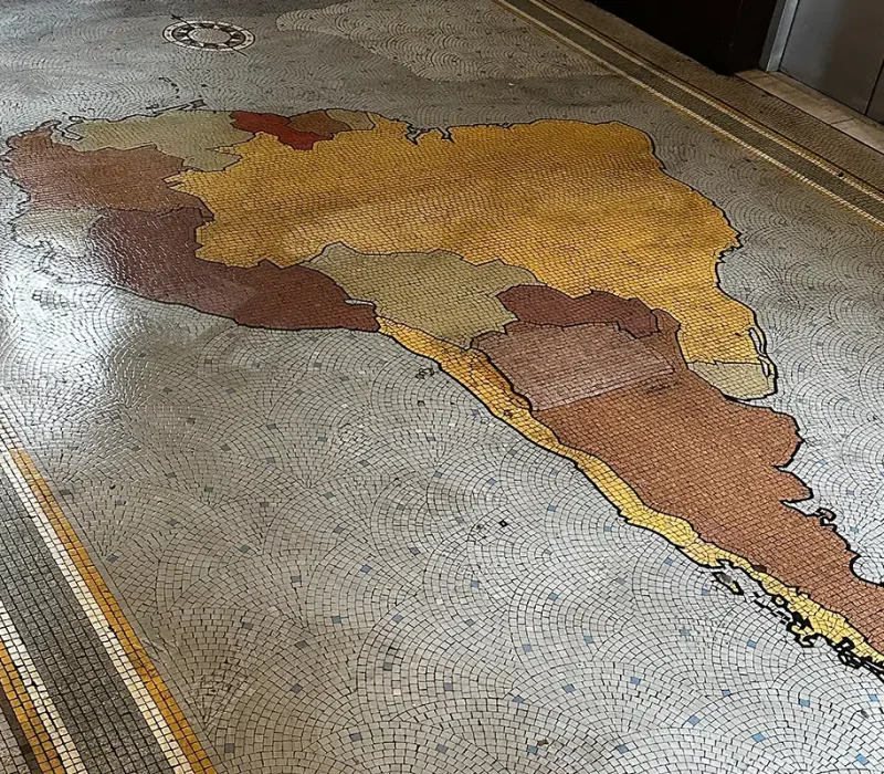 white-star-tour6webp